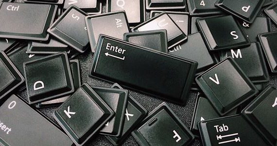 Windows Shortcuts to Save You Time. Vantage IT Solutions. Windows keyboard shortcut keys will save you time when using your computer, something we all want to do. We have created a useful guide for some of the most commonly used Windows keyboard shortcuts.
